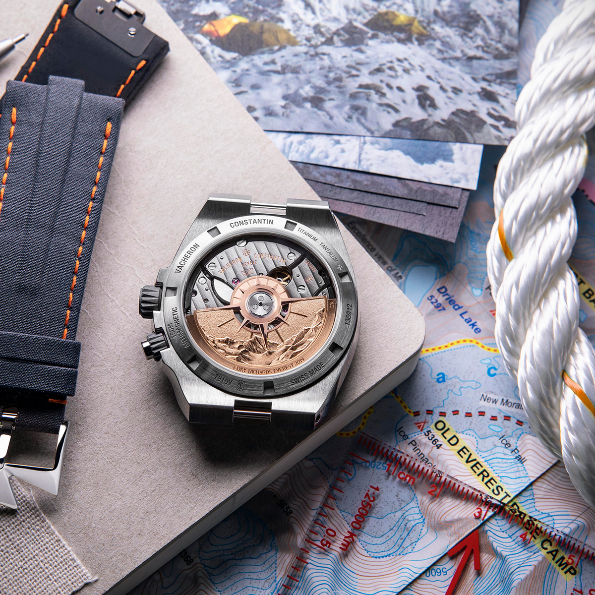 Prototype Overseas dual time © Vacheron Constantin
