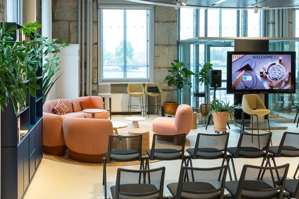 FHH Arcade layout conference