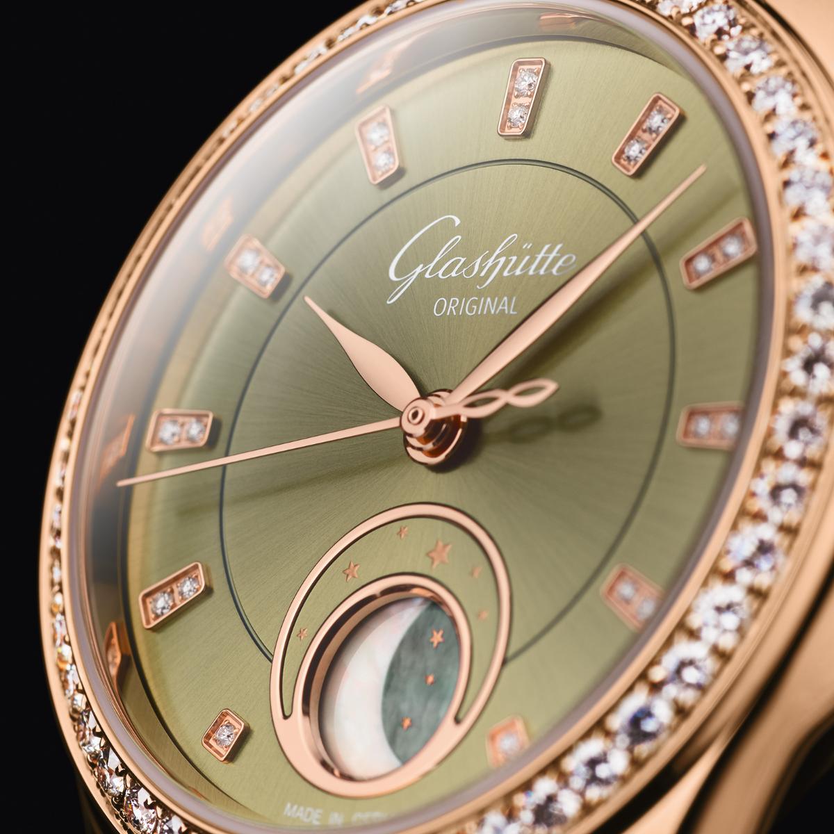 Novelties 2024_Glashütte Original Serenade Luna side