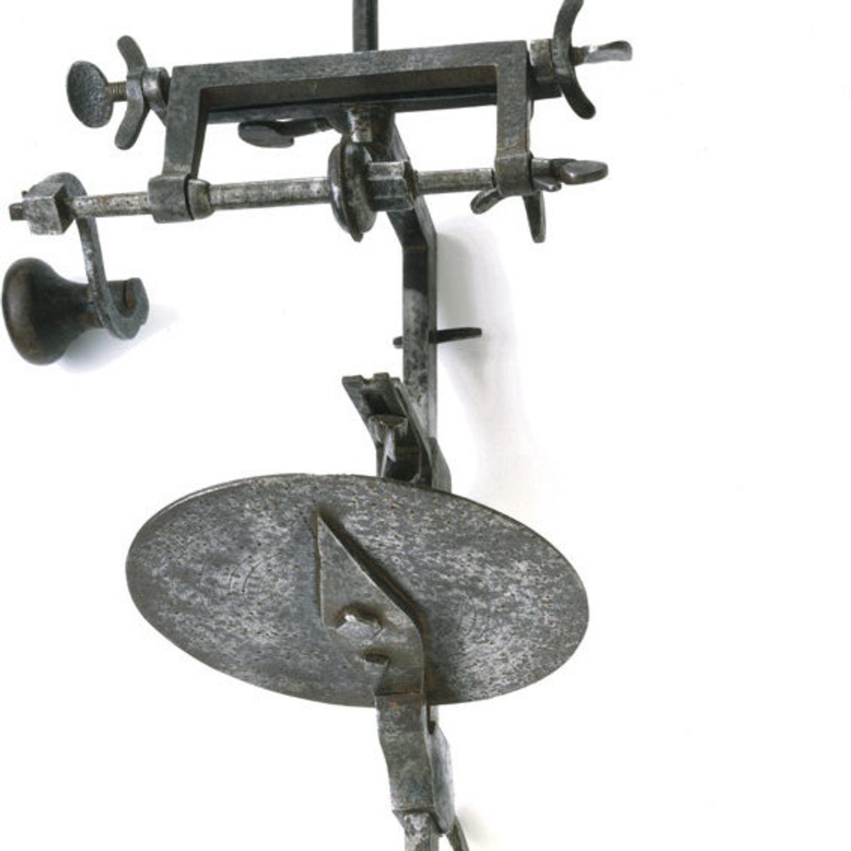 A wrought-iron dividing head (18th century)