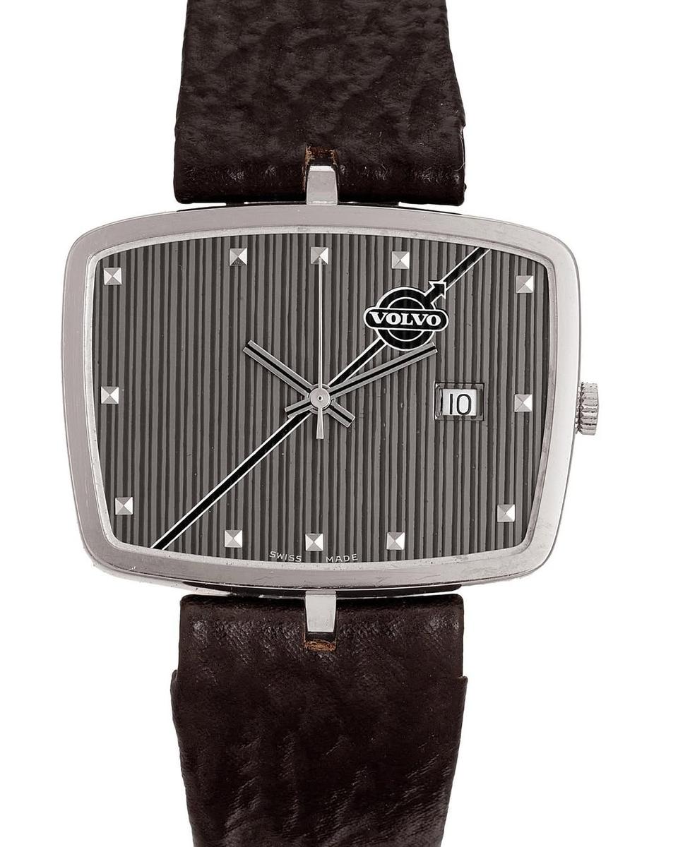 The Quirky Backstory Of Car Inspired Watches_5