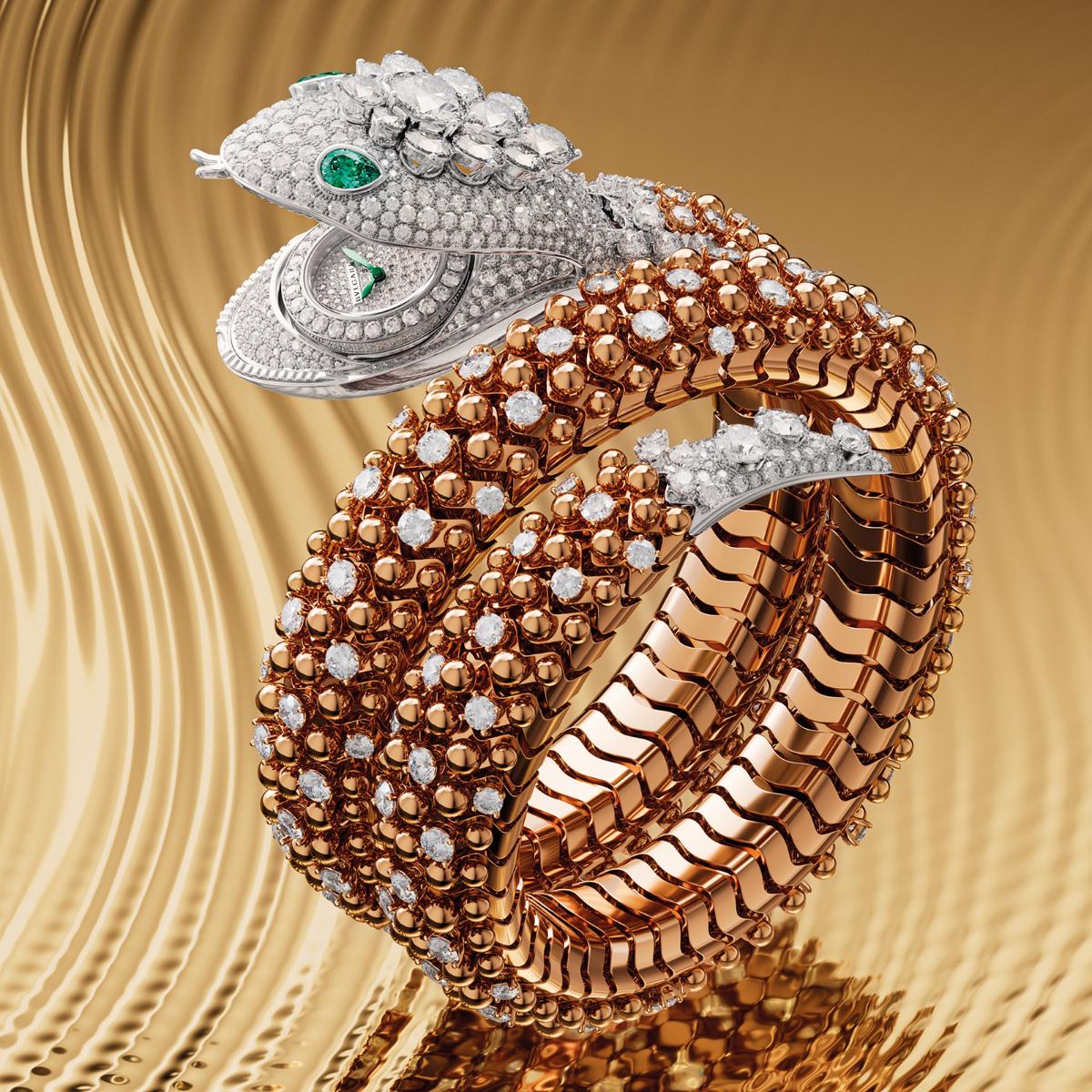 Novelties 2024_Bulgari Serpenti Misteriosi Pallini or rose lifestyle