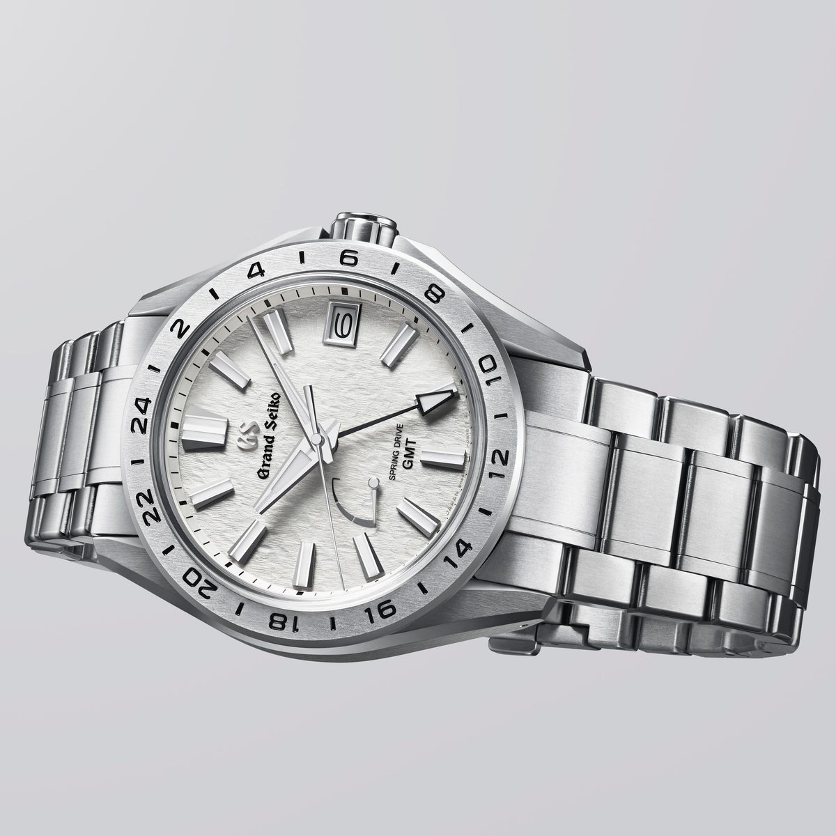 Evolution 9 Spring Drive GMT 9R66