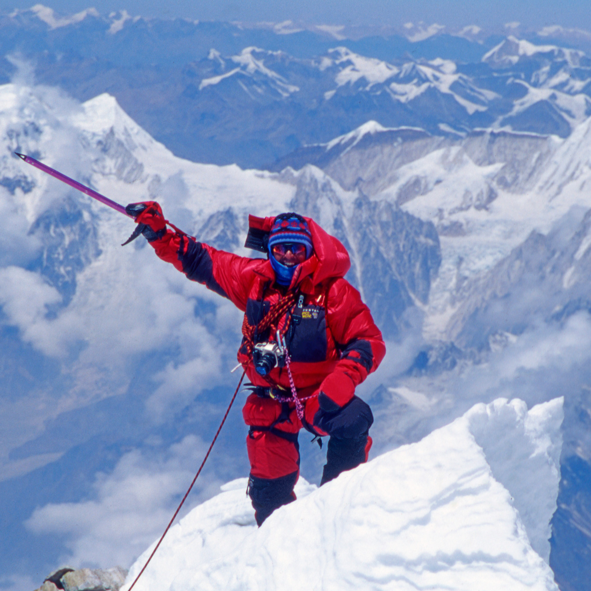 Ed Viesturs au sommet du Manaslu, 1999 © Rolex