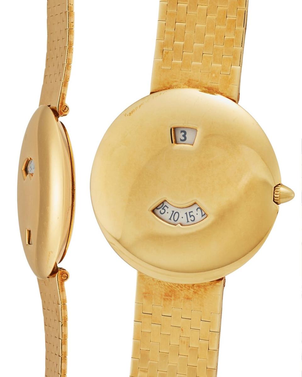 The Quirky Backstory Of The Chaumet Official Jump Hour_2