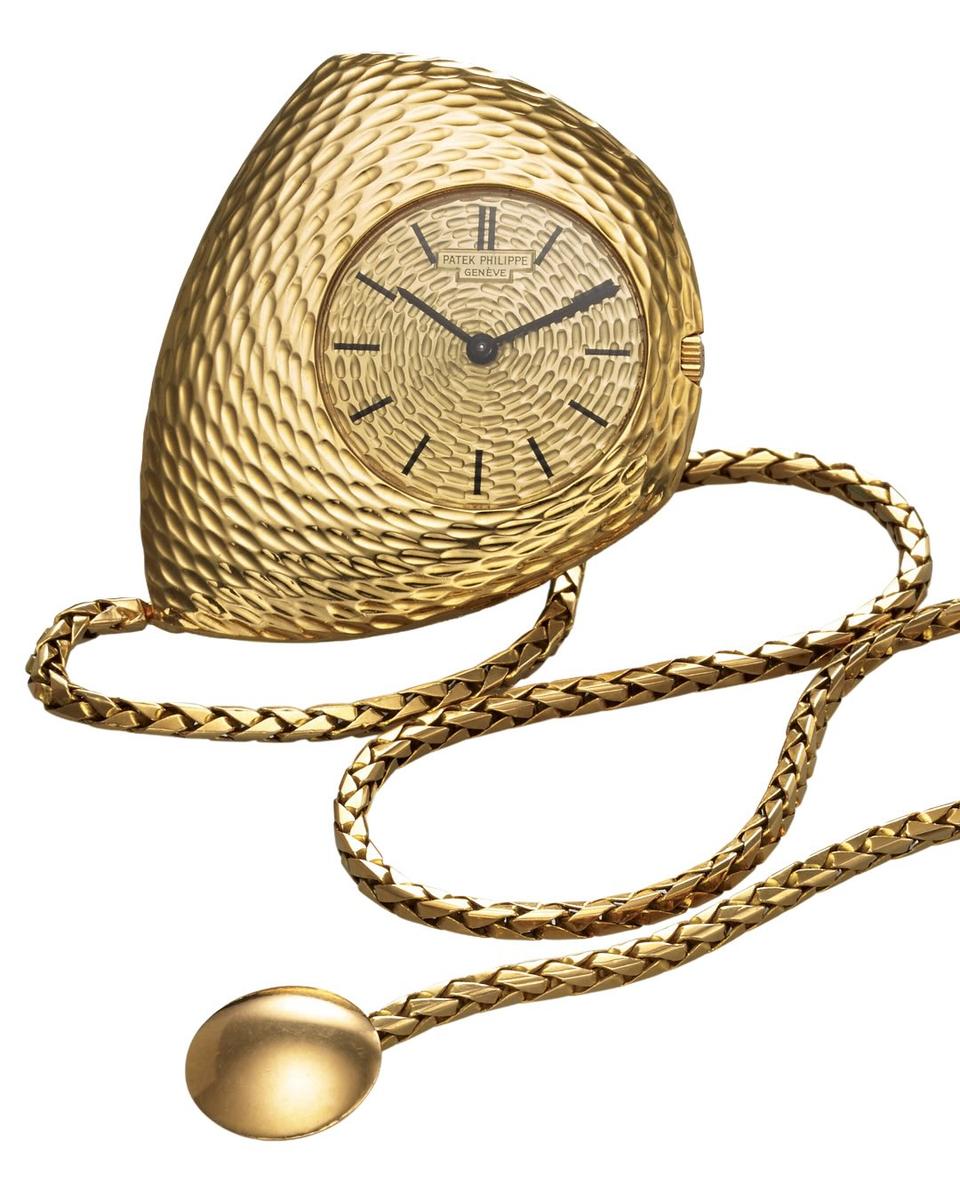 The Quirky Backstory The Patek Philippe Ricochet_1