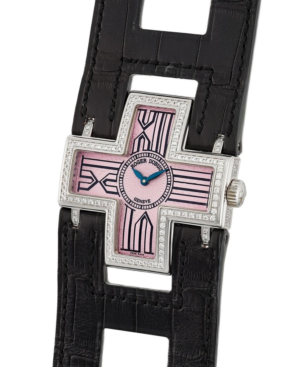 The Quirky Backstory Of The Roger Dubuis Follow Me_5