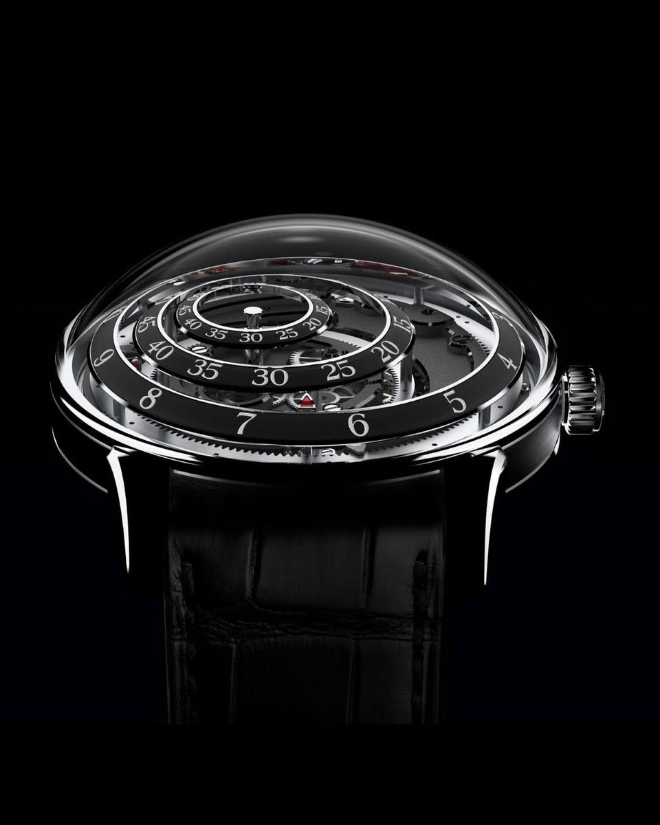 The Quirky Backstory Of The Trilobe Watches_8