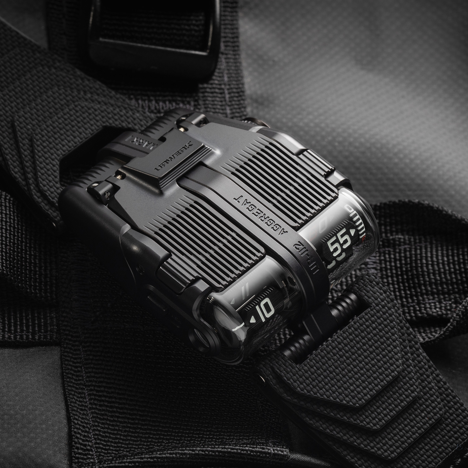 UR-112 Aggregat Back to Black