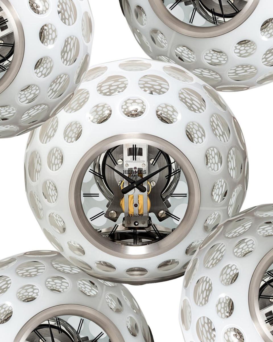 THE QUIRKY BACKSTORY OF THE JAEGER-LECOULTRE ATMOS_5
