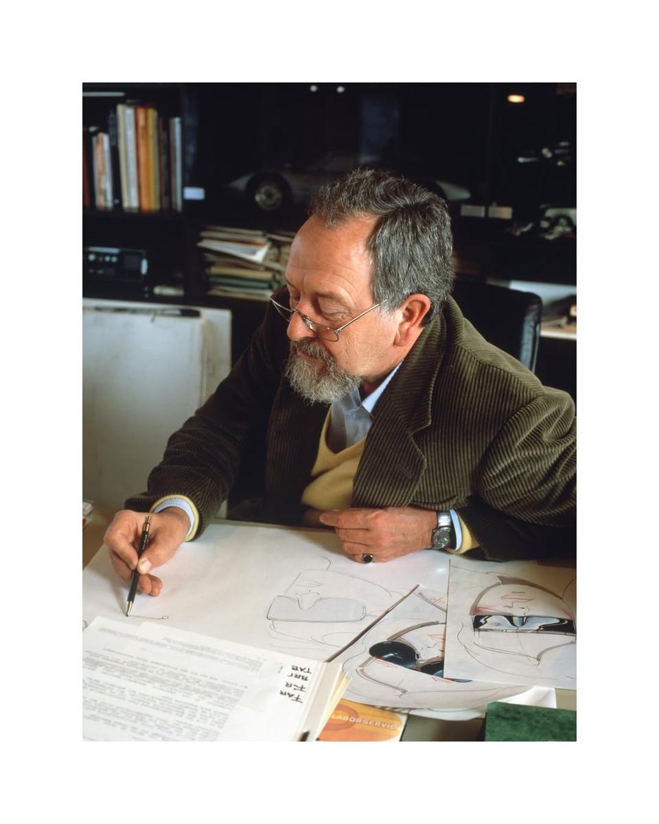 The Quirky Backstory Of The IWC Ocean 2000_4