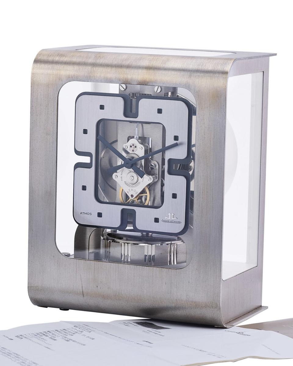 THE QUIRKY BACKSTORY OF THE JAEGER-LECOULTRE ATMOS_6