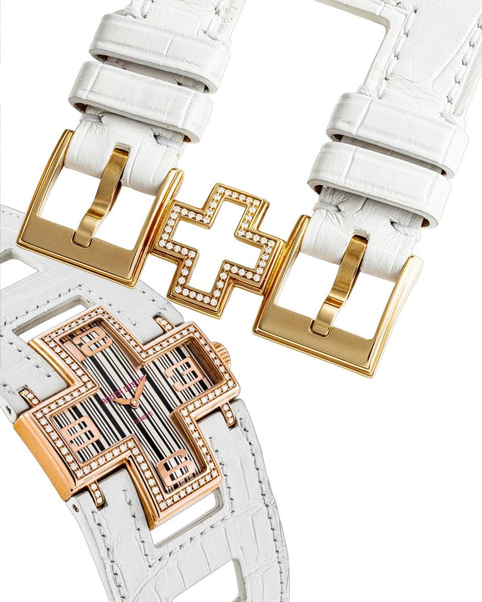 The Quirky Backstory Of The Roger Dubuis Follow Me_7