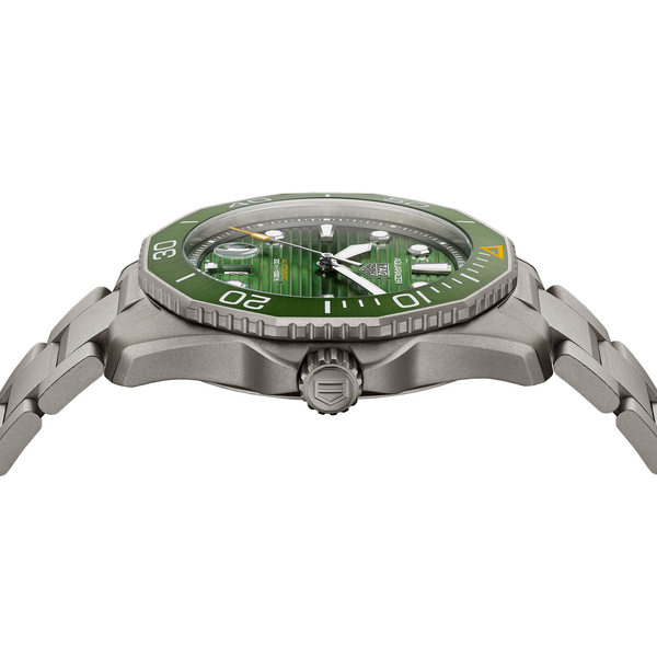 Aquaracer Professional 300