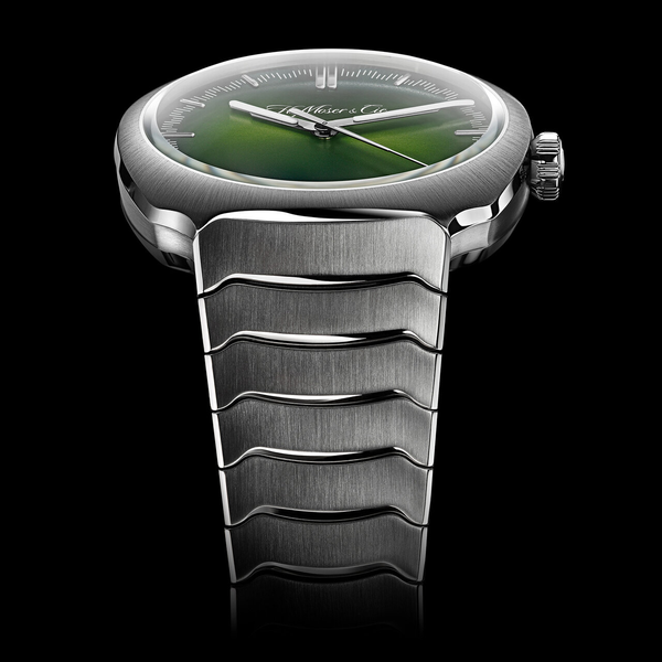 Streamliner Centre Seconds