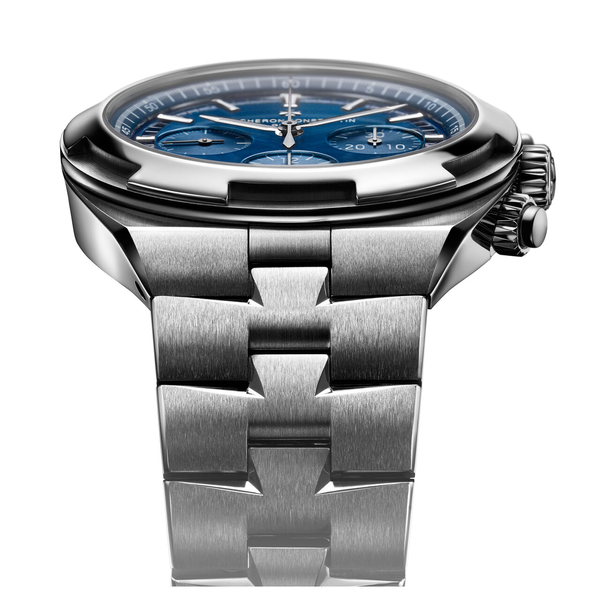 Overseas Chronograph - Caliber 5200