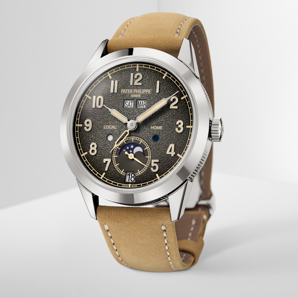 Quantième Annuel Travel Time réf. 5326G